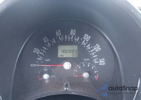 2000 Volkswagen New Beetle Gls from USA, damaged, VIN 3VWCC21C8YM491660